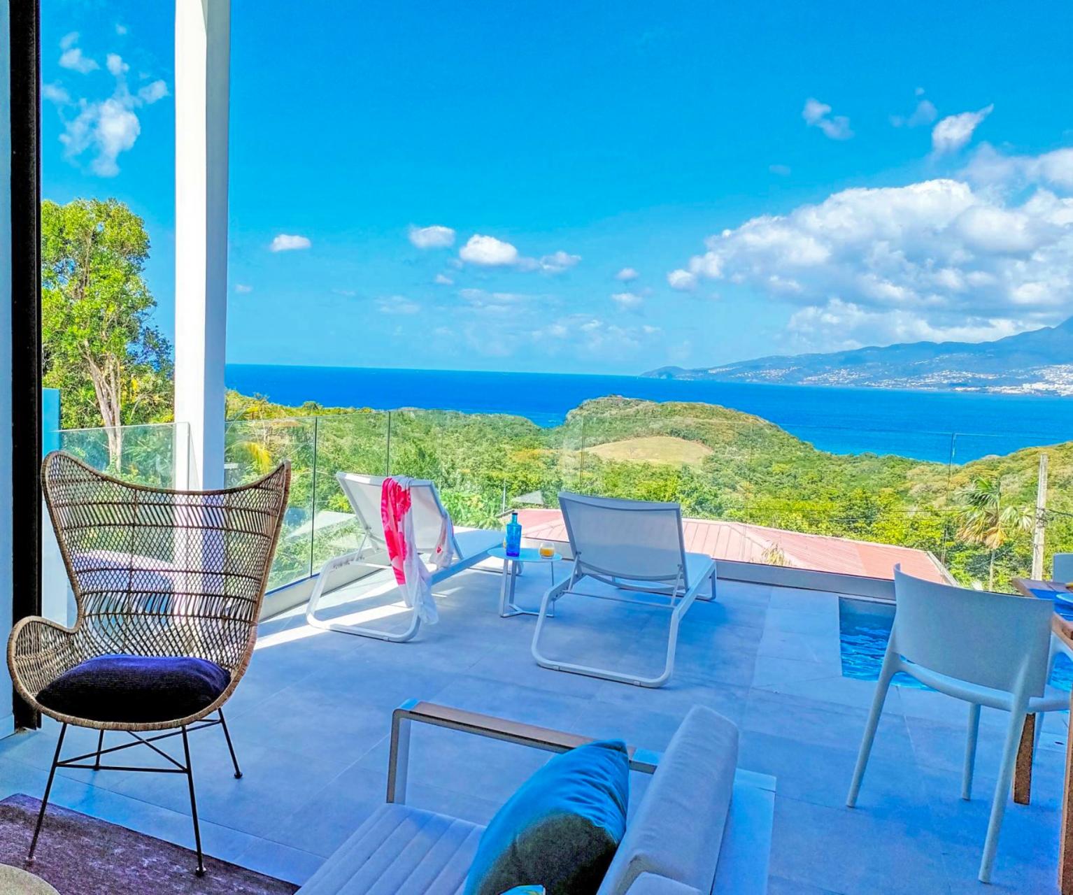 Location villa martinique. La terrasse vue mer